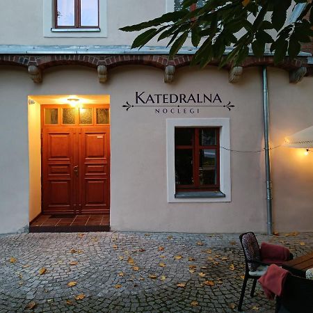 Katedralna Apart'S Легница Екстериор снимка
